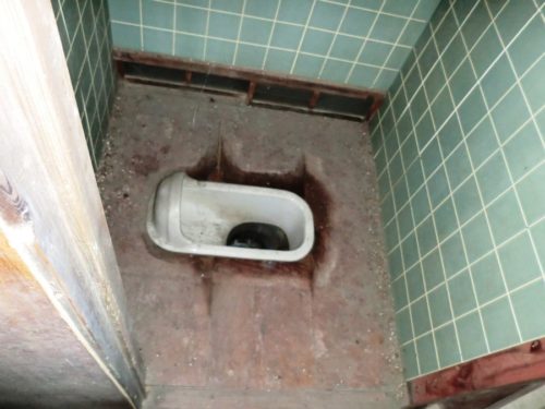 23-toilet1